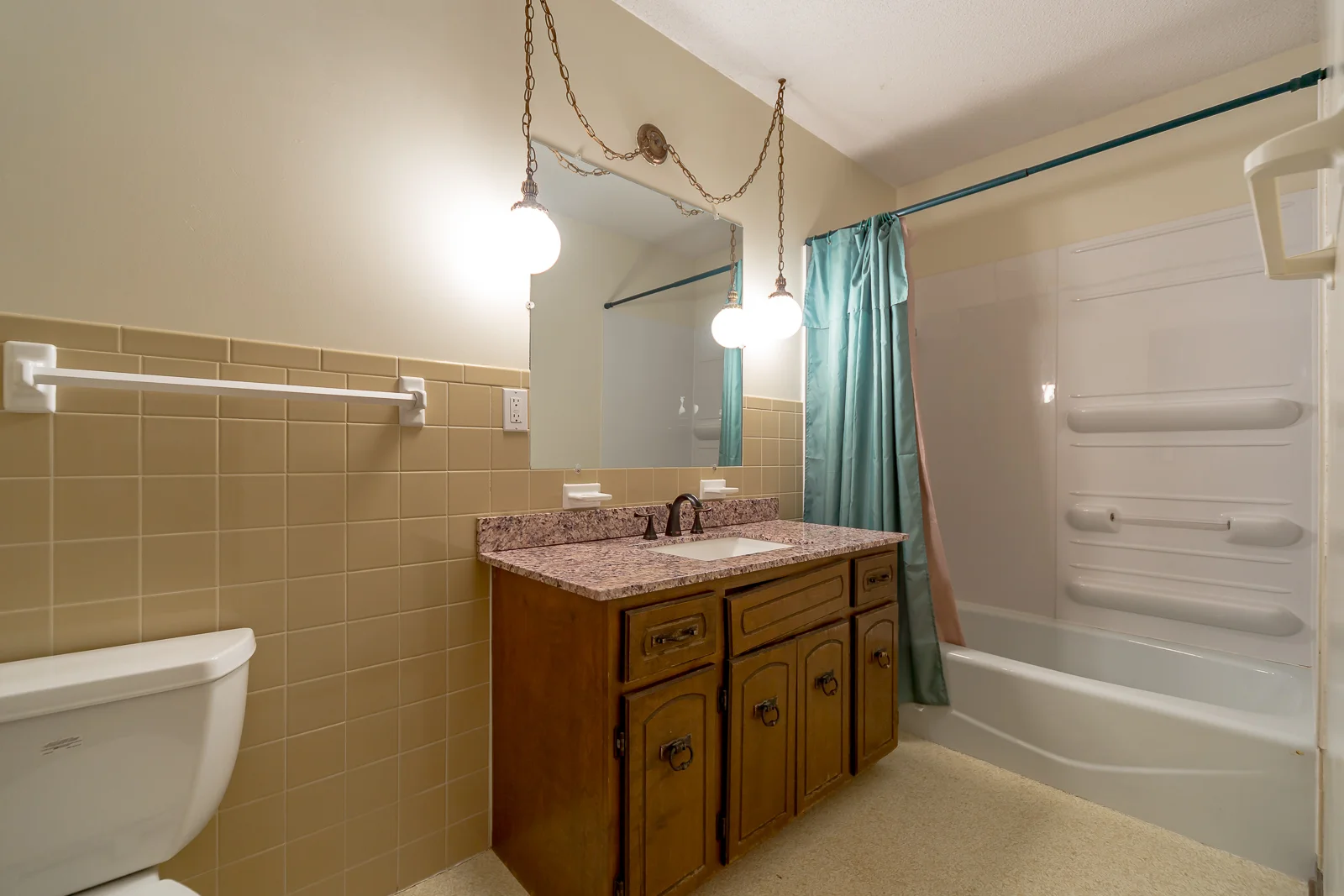 2127 Francis Ct - Web-129.jpg