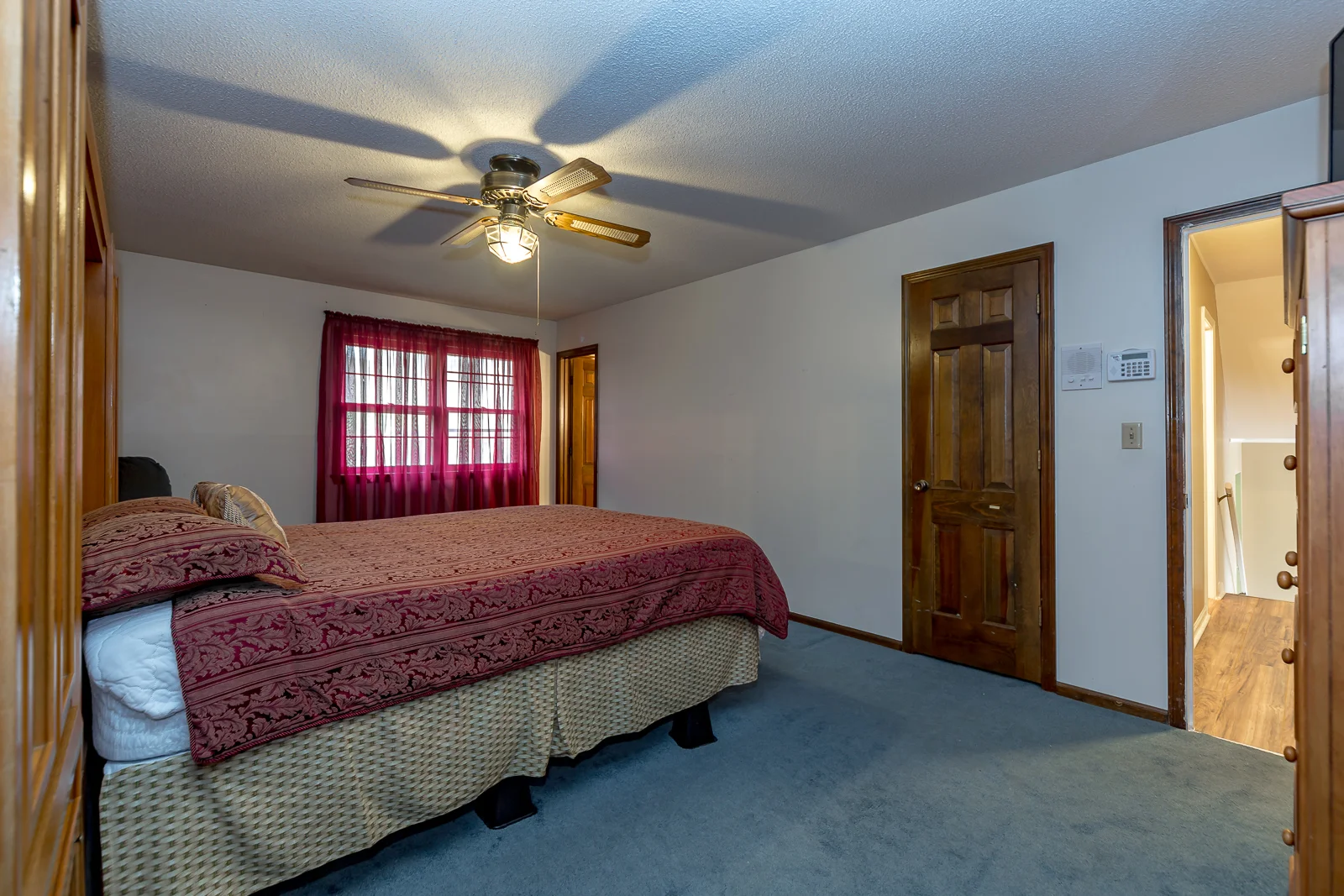 2127 Francis Ct - Web-128.jpg