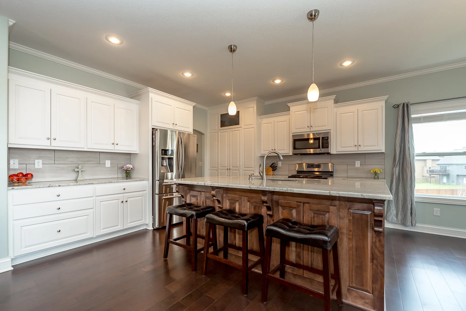 4400 N 111th St - Web-119.jpg