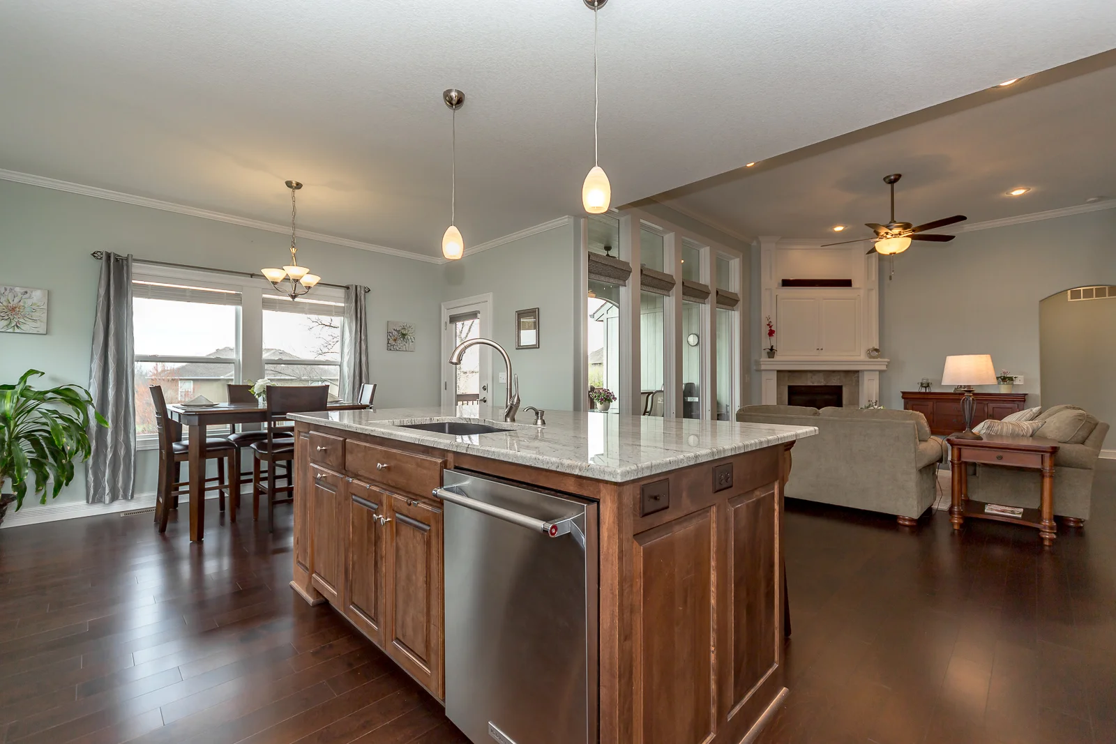 4400 N 111th St - Web-126.jpg