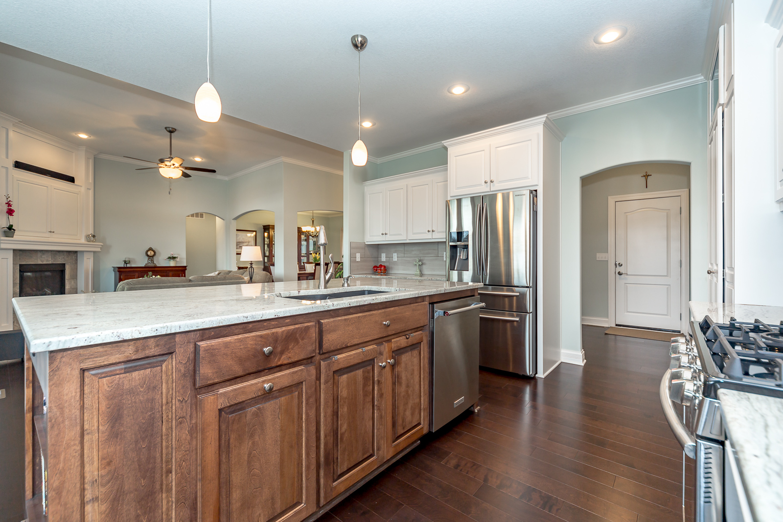 4400 N 111th St - Web-125.jpg