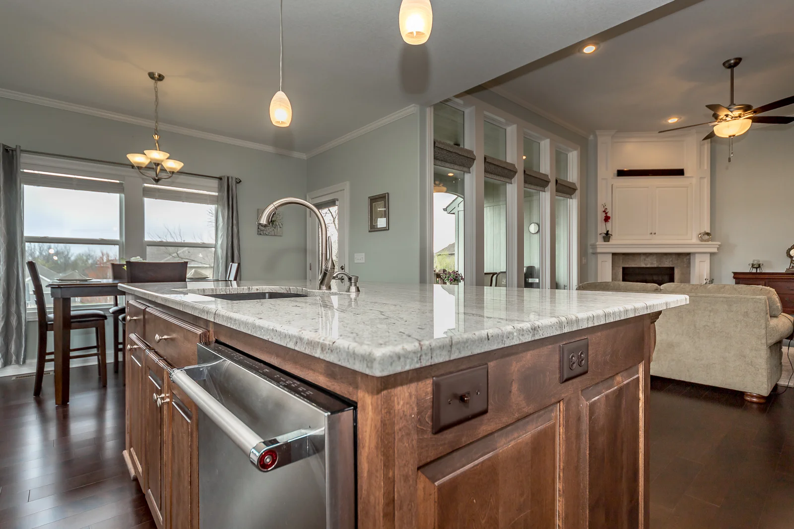 4400 N 111th St - Web-127.jpg
