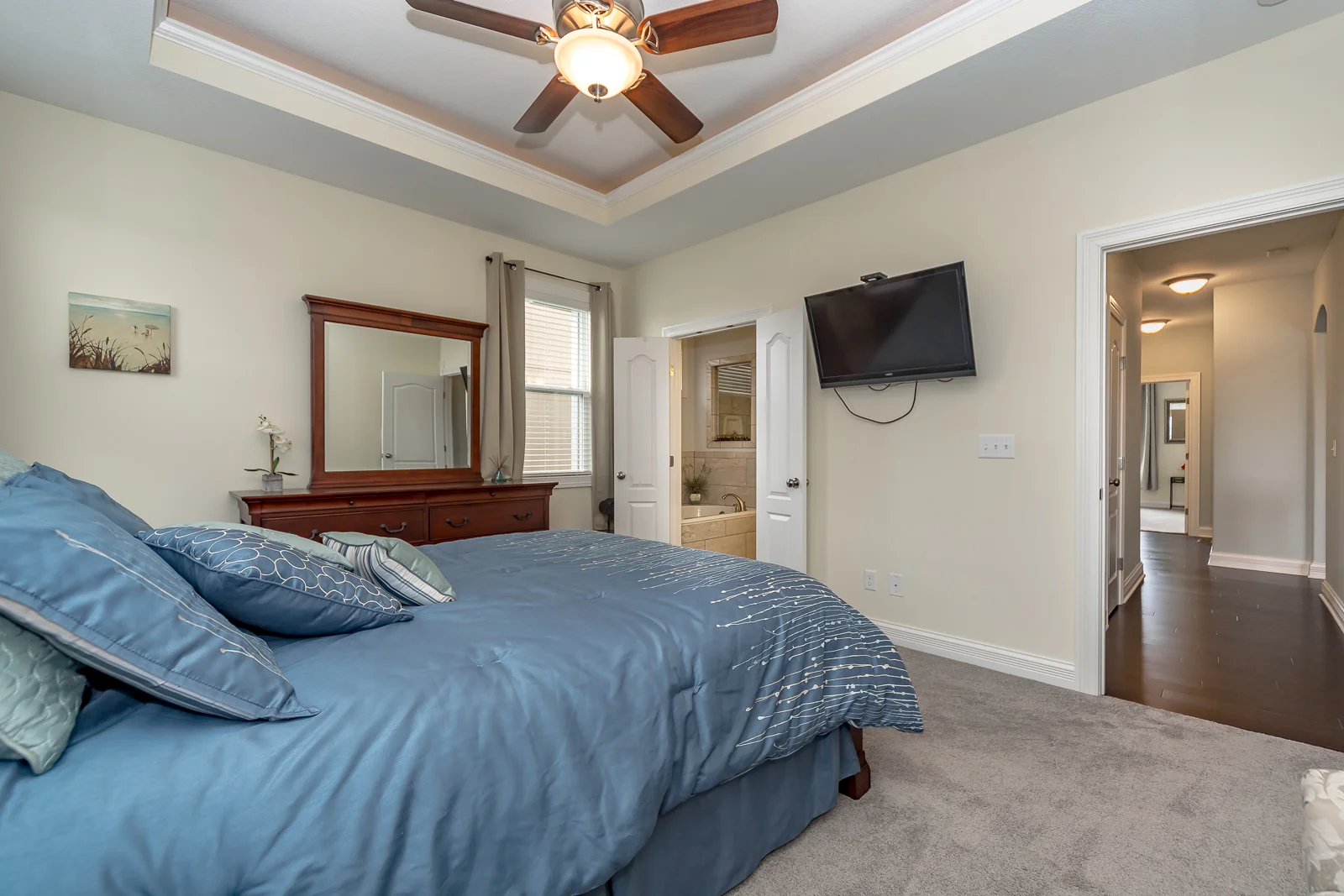 4400 N 111th St - Web-139.jpg