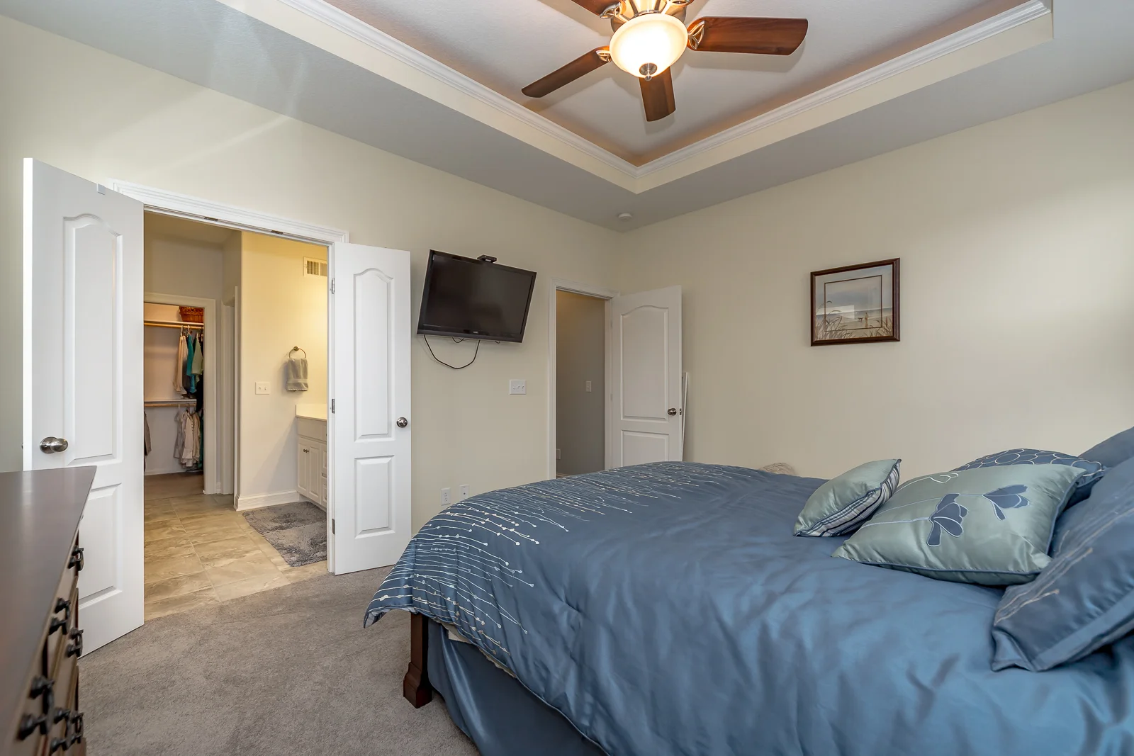 4400 N 111th St - Web-140.jpg