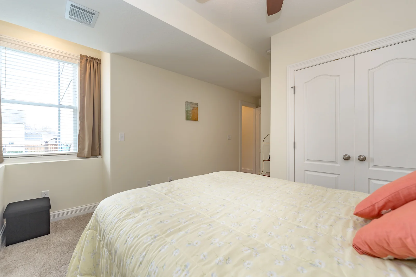 4400 N 111th St - Web-166.jpg