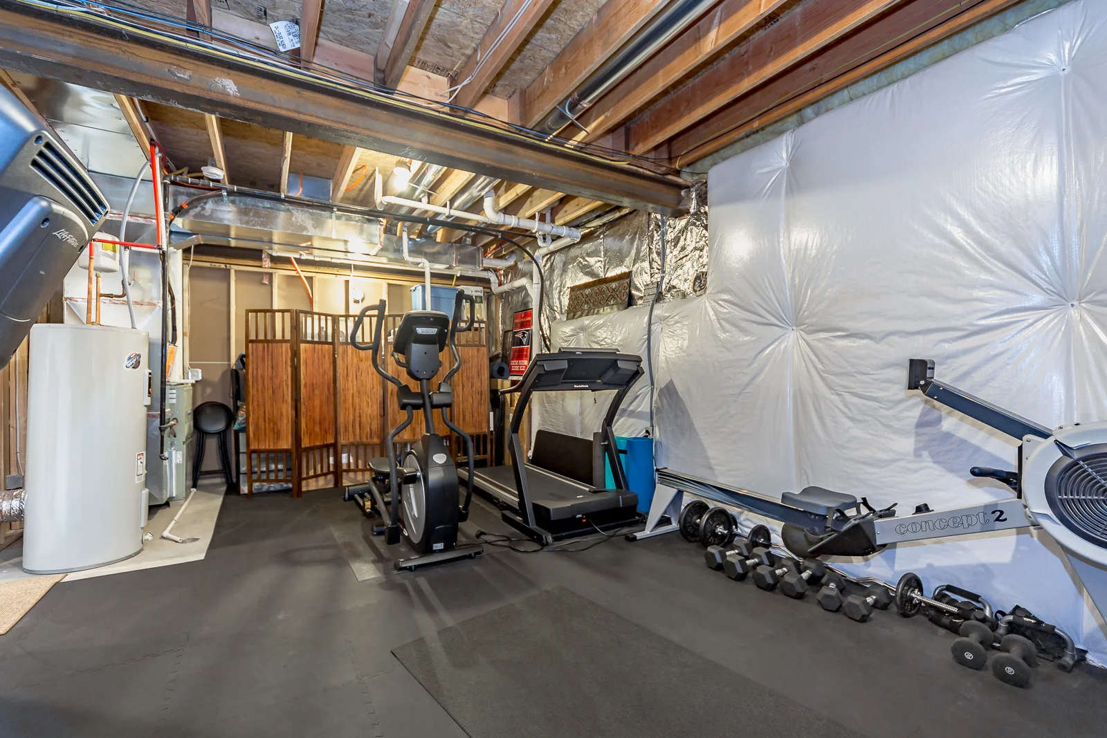 4400 N 111th St - Web-170.jpg