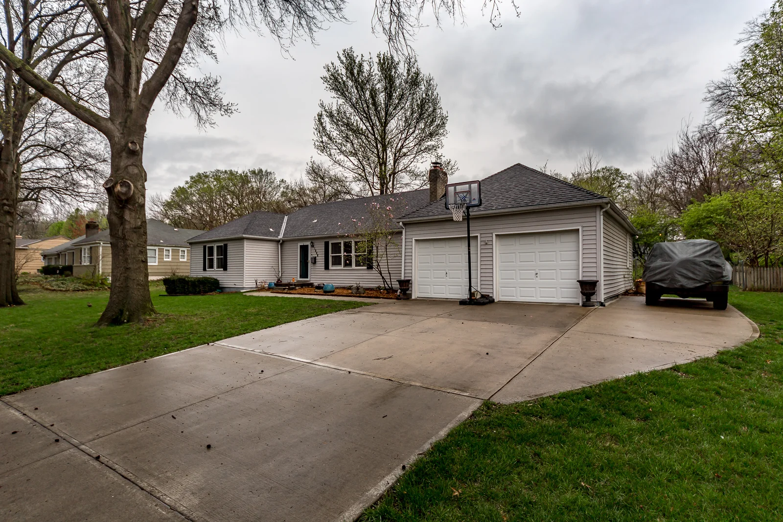 1008 W 97th ST - Web-102.jpg