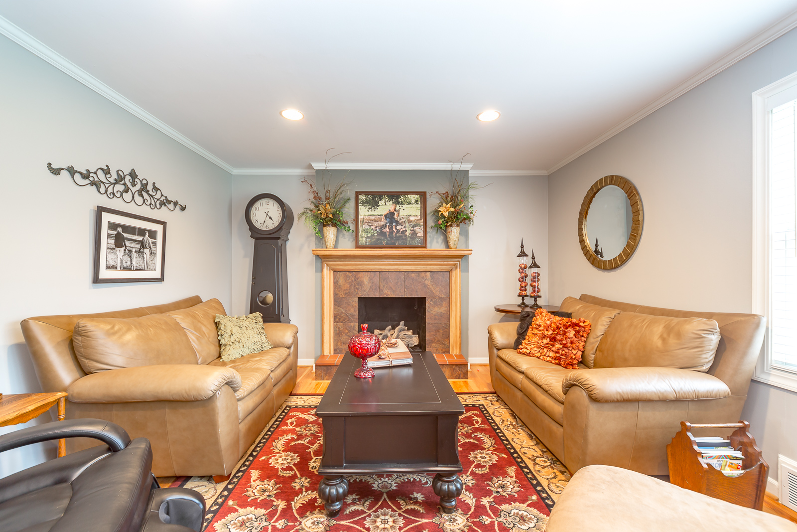1008 W 97th ST - Web-110.jpg