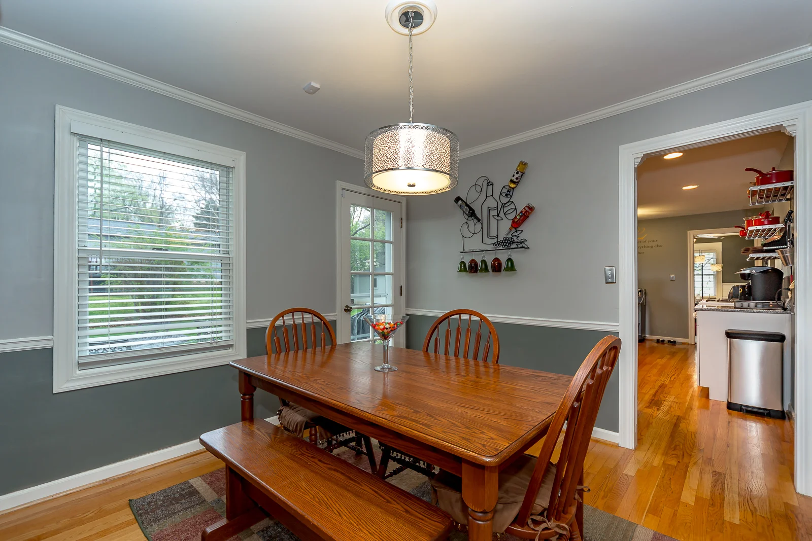 1008 W 97th ST - Web-115.jpg