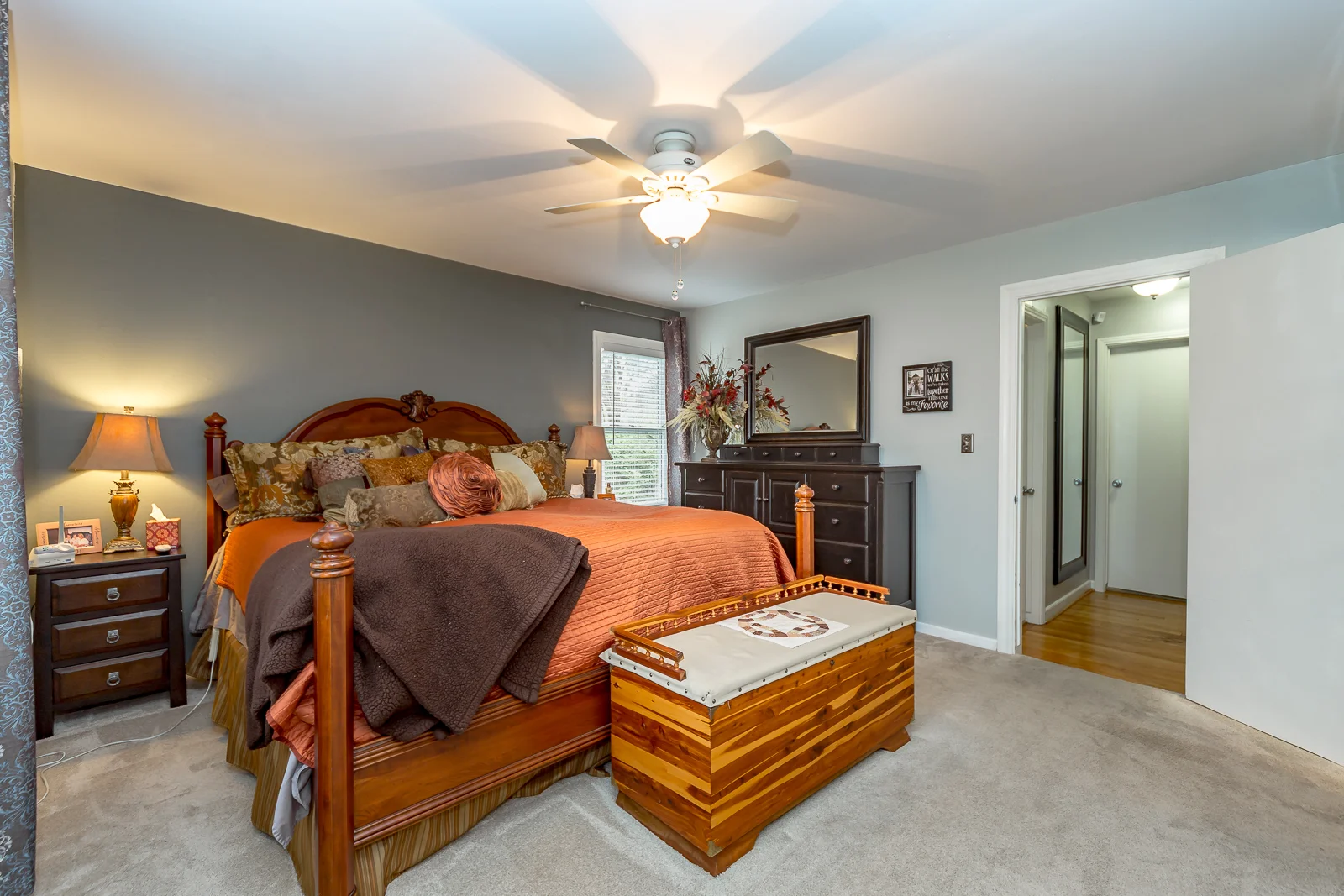 1008 W 97th ST - Web-125.jpg