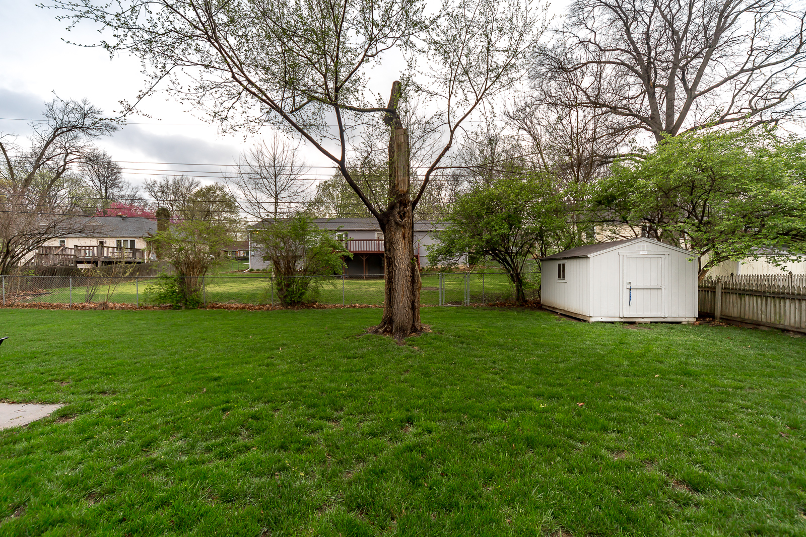 1008 W 97th ST - Web-138.jpg