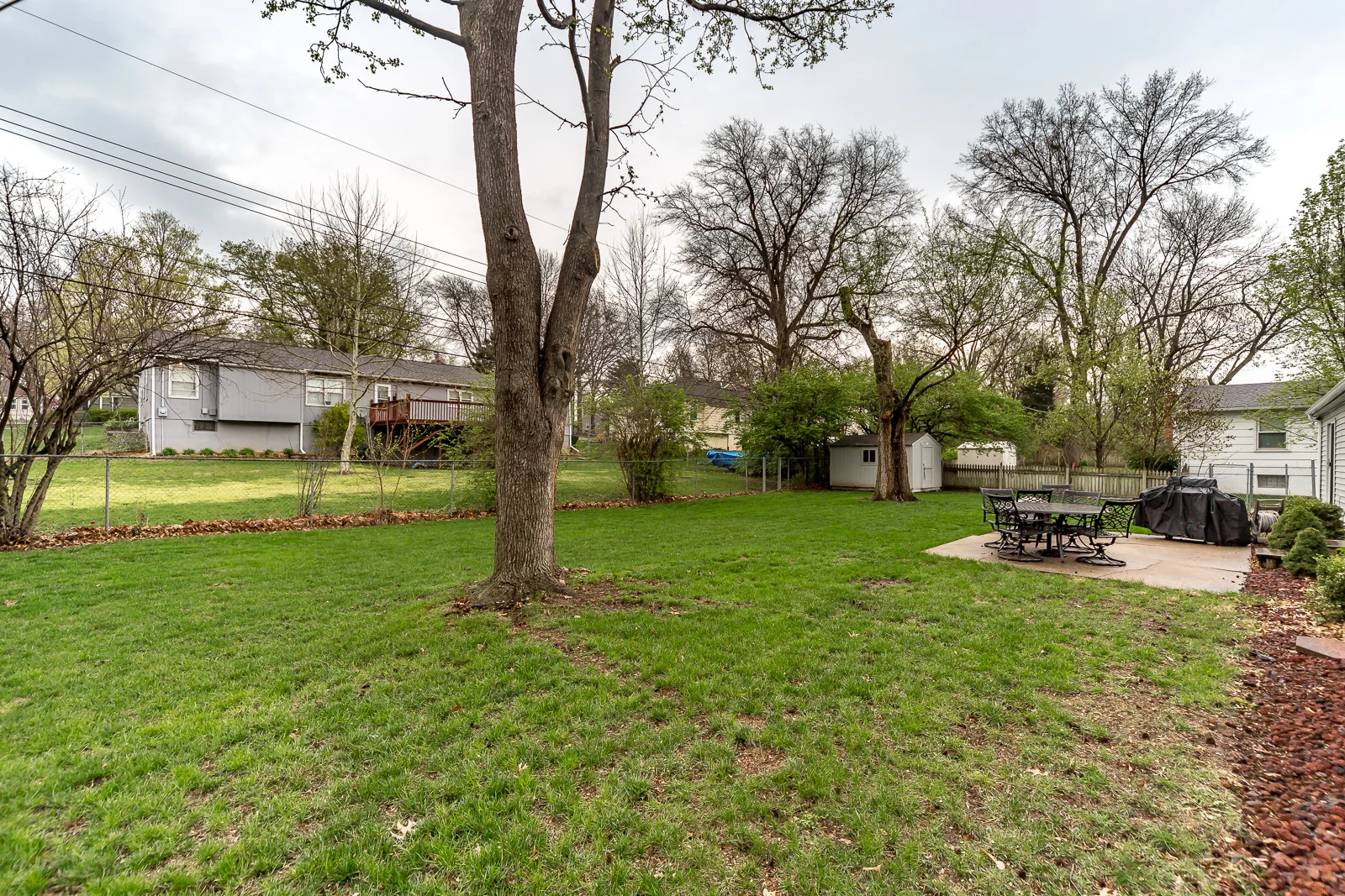 1008 W 97th ST - Web-139.jpg