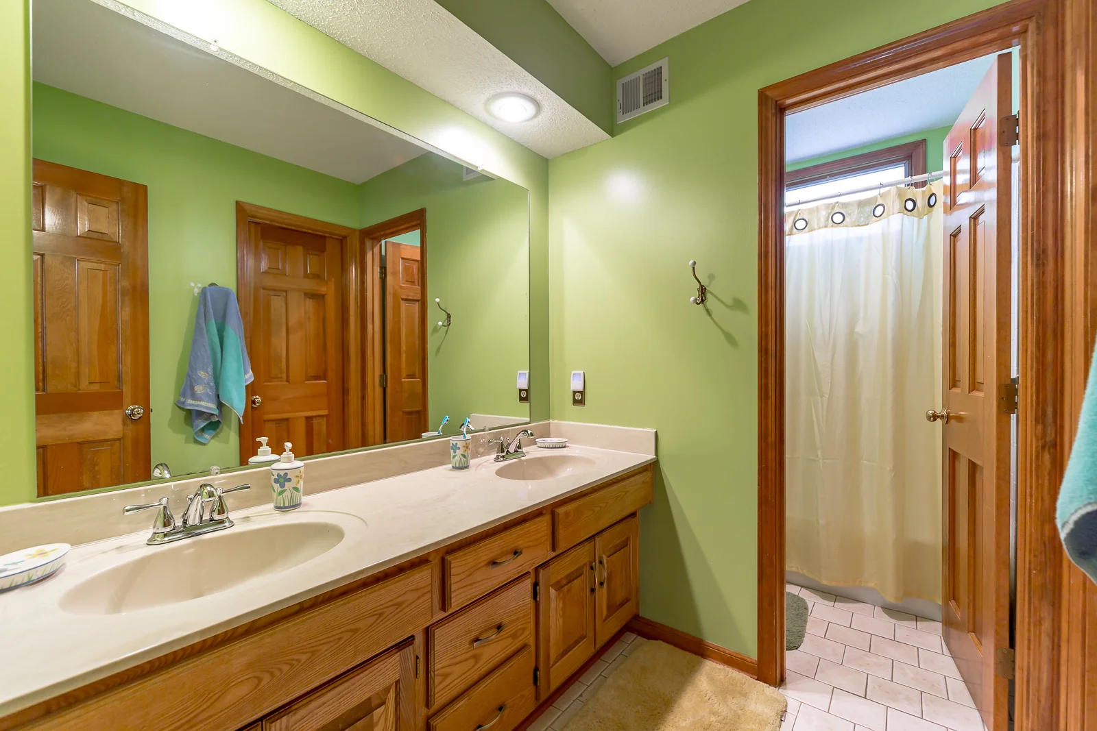 10012 W 123rd St - Web-134.jpg