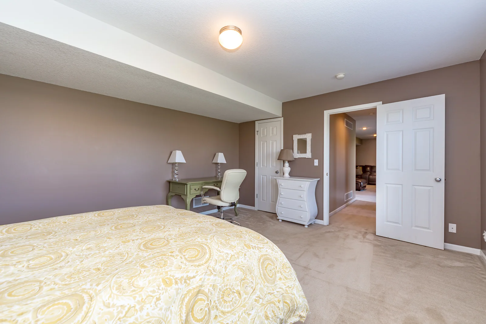 11556 S Monroe St - Web-135.jpg