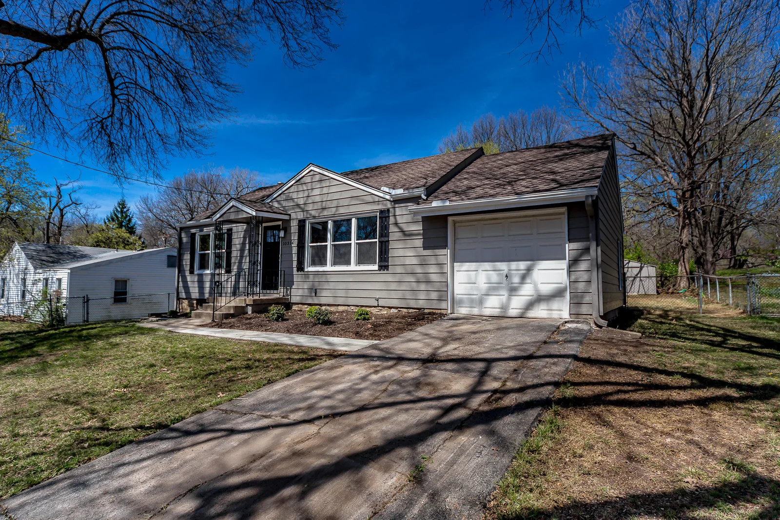 10314 W 61st St - Web-100.jpg