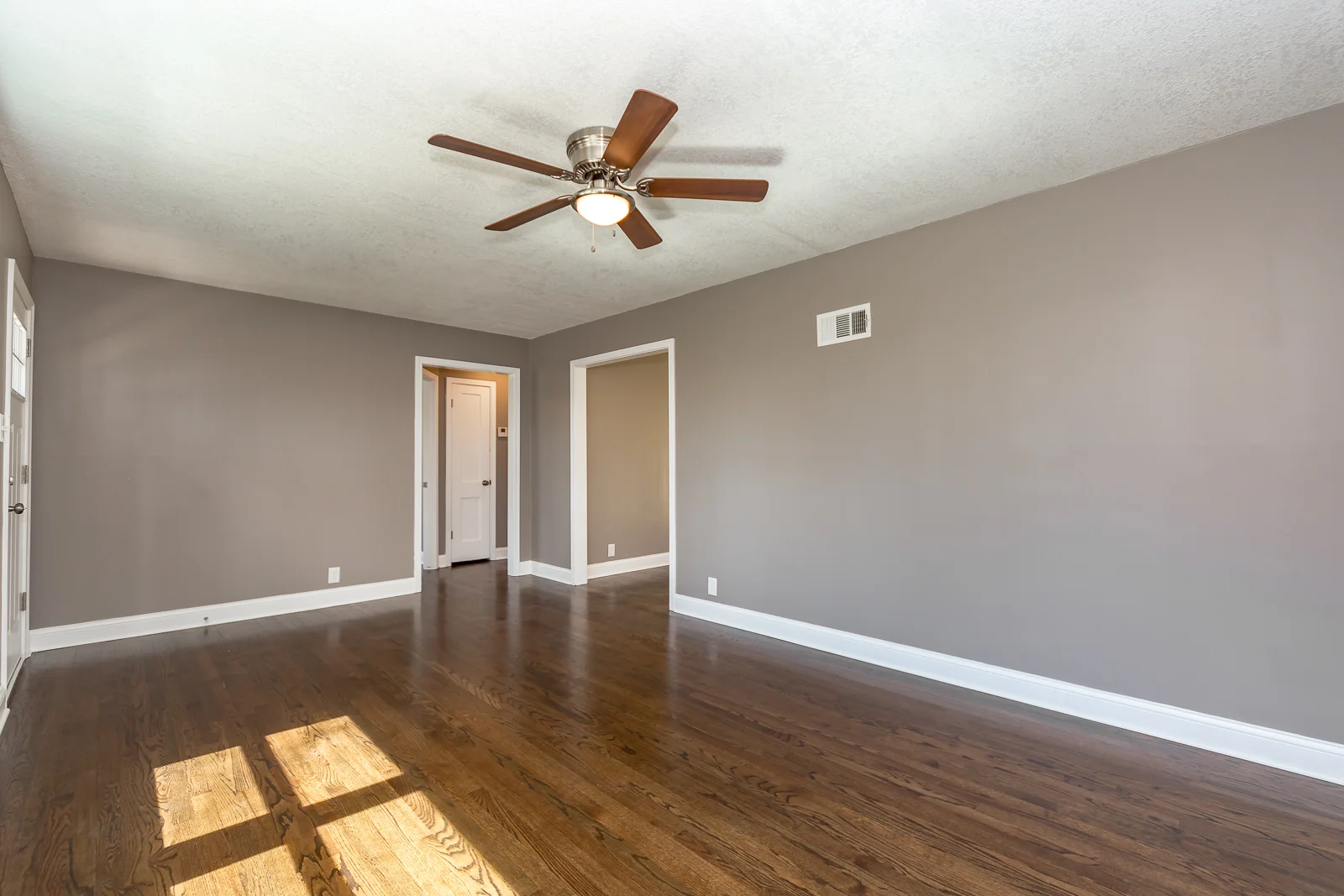 10314 W 61st St - Web-108.jpg