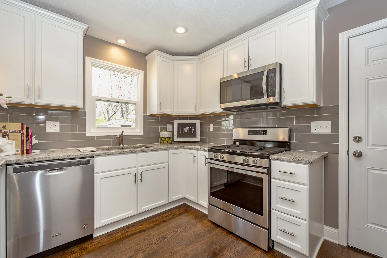 10314 W 61st St - Web-112.jpg