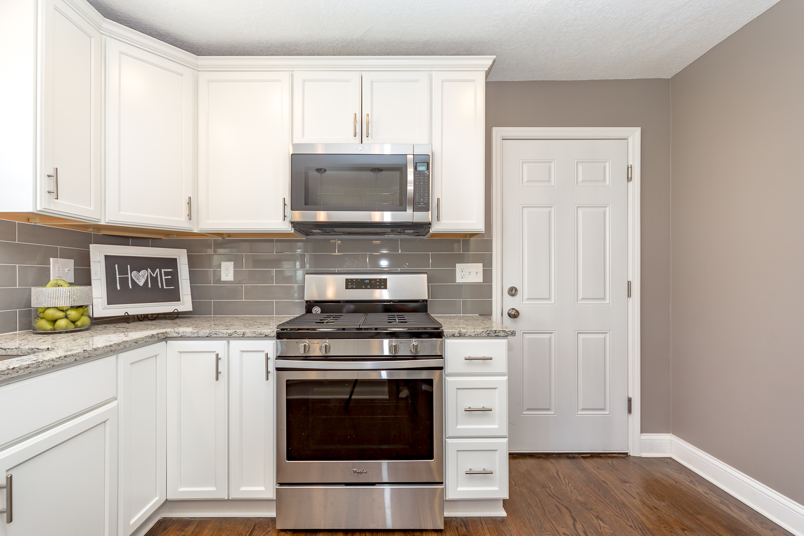 10314 W 61st St - Web-115.jpg