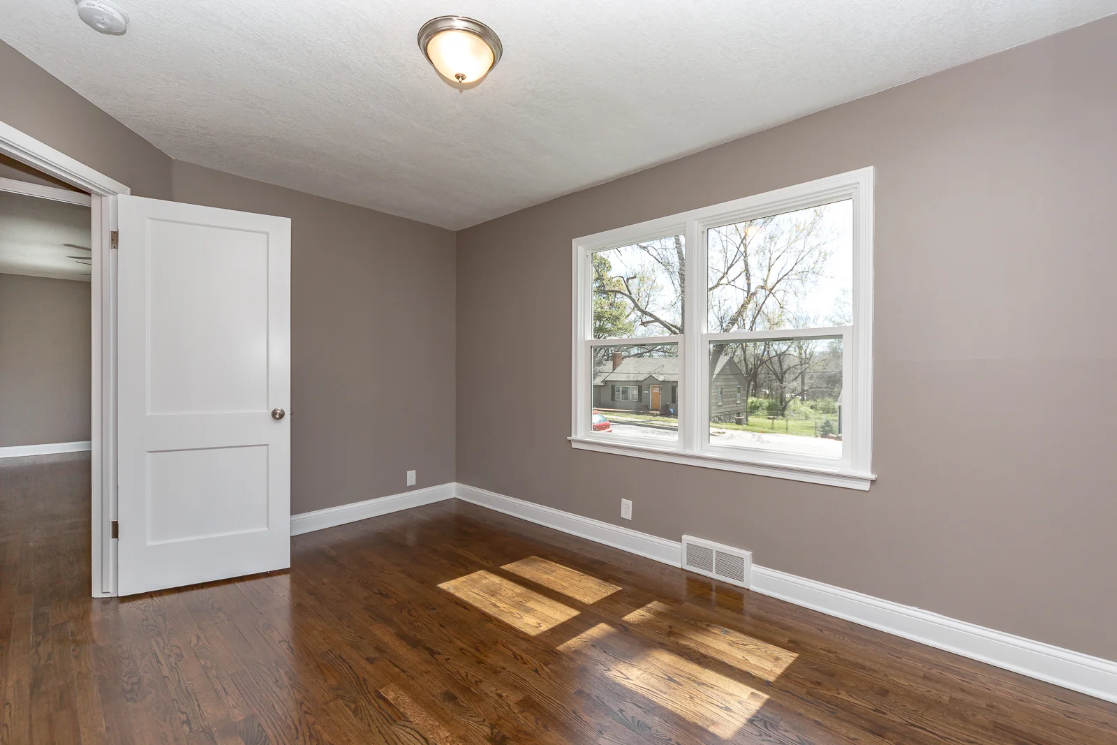 10314 W 61st St - Web-118.jpg