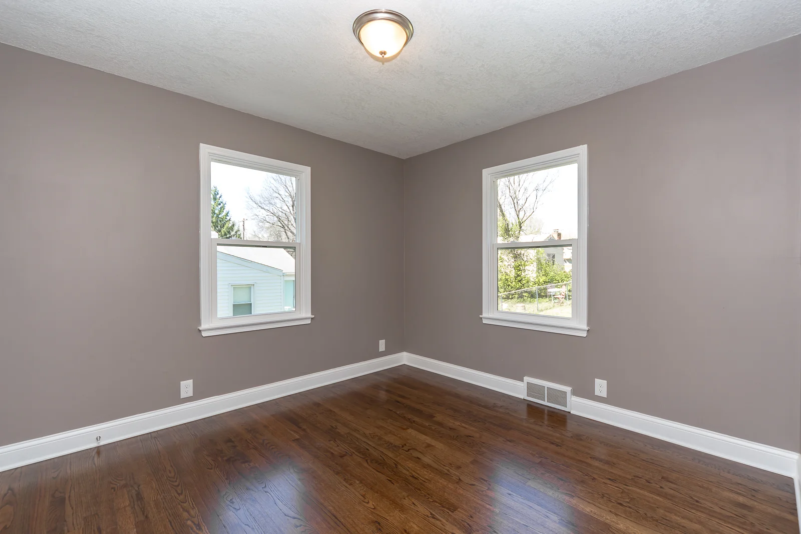 10314 W 61st St - Web-121.jpg