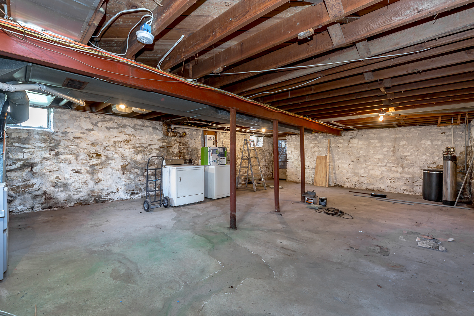 10314 W 61st St - Web-126.jpg