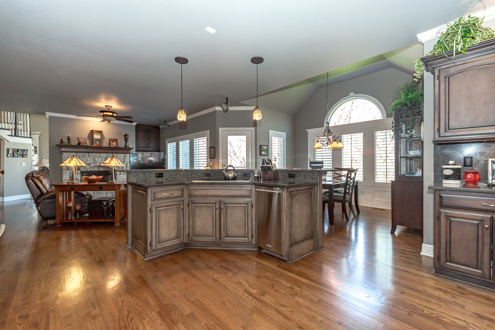 11900 W 141st St - Web-127.jpg