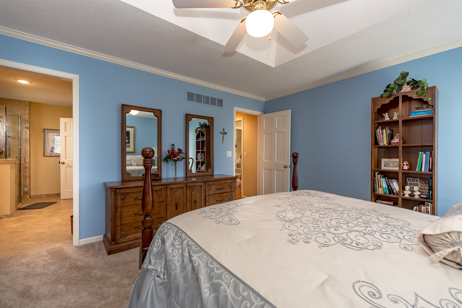 4809 W 121st St - Web-116.jpg
