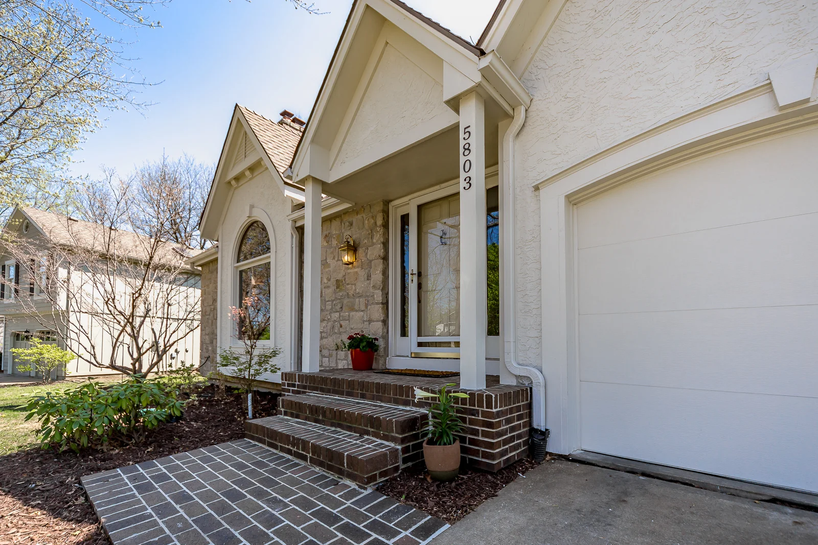 5803 W 157th Terr - Web-103.jpg