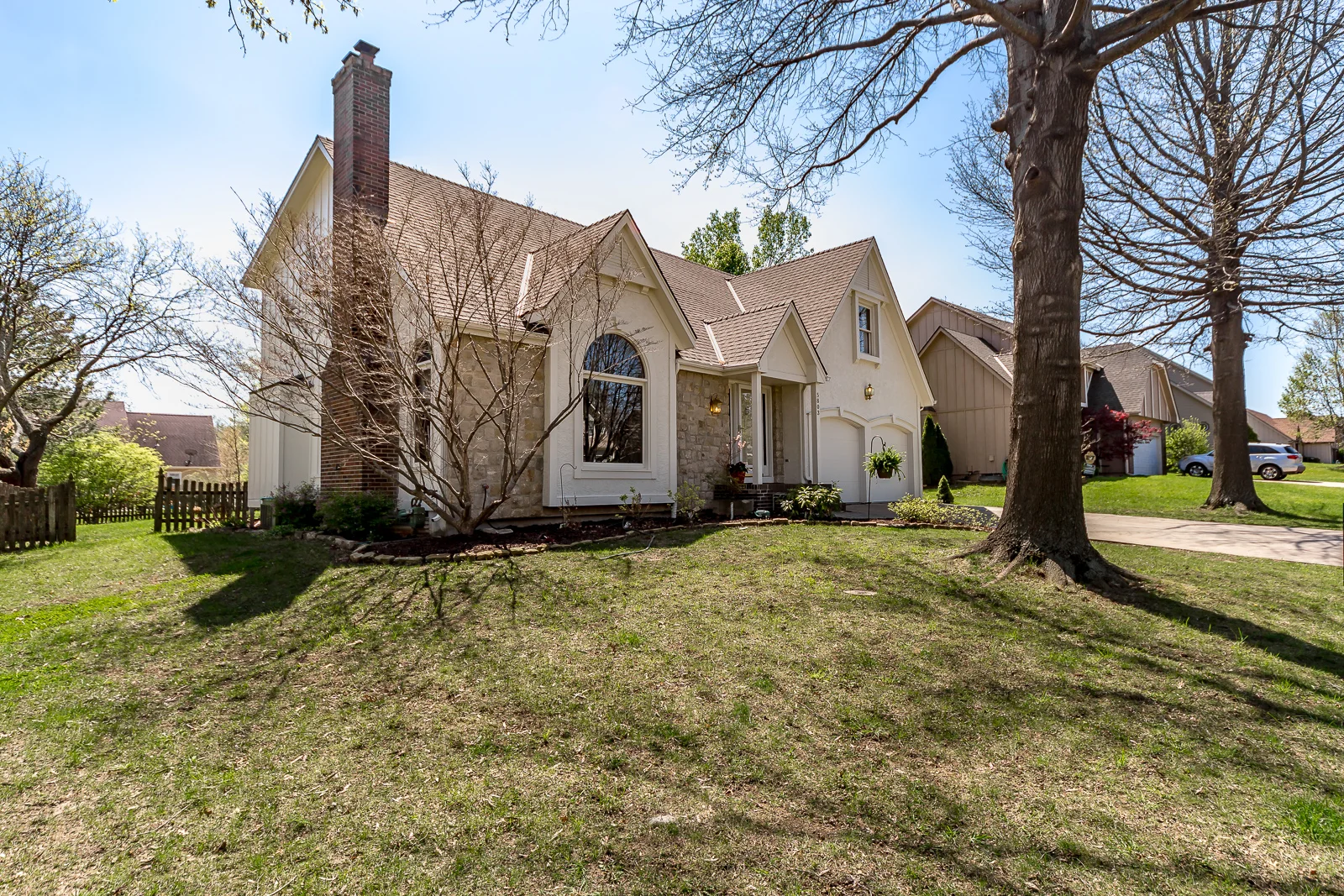 5803 W 157th Terr - Web-102.jpg