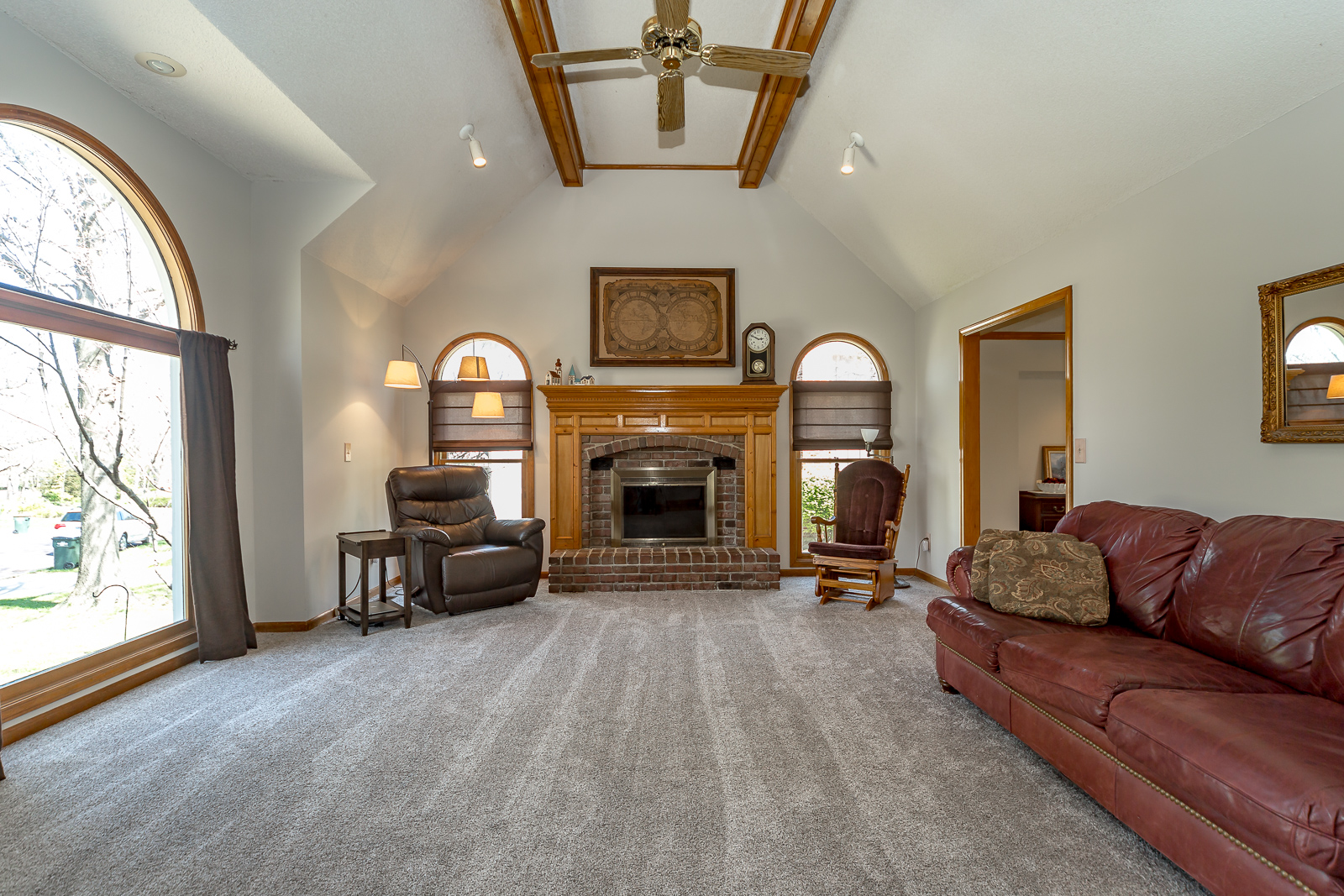 5803 W 157th Terr - Web-105.jpg