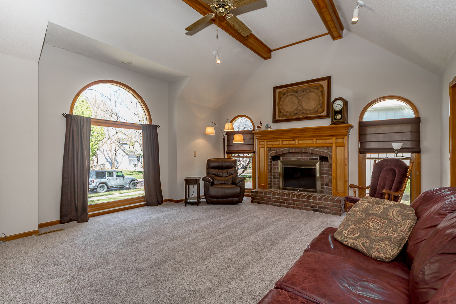 5803 W 157th Terr - Web-106.jpg