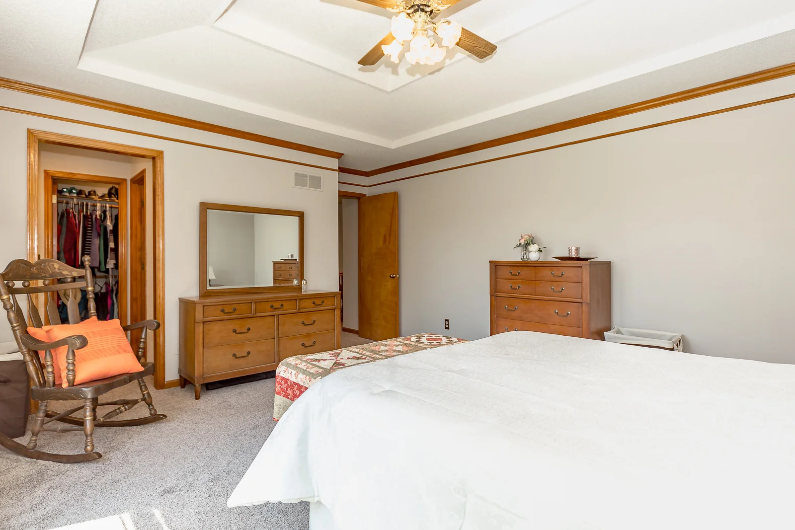 5803 W 157th Terr - Web-129.jpg
