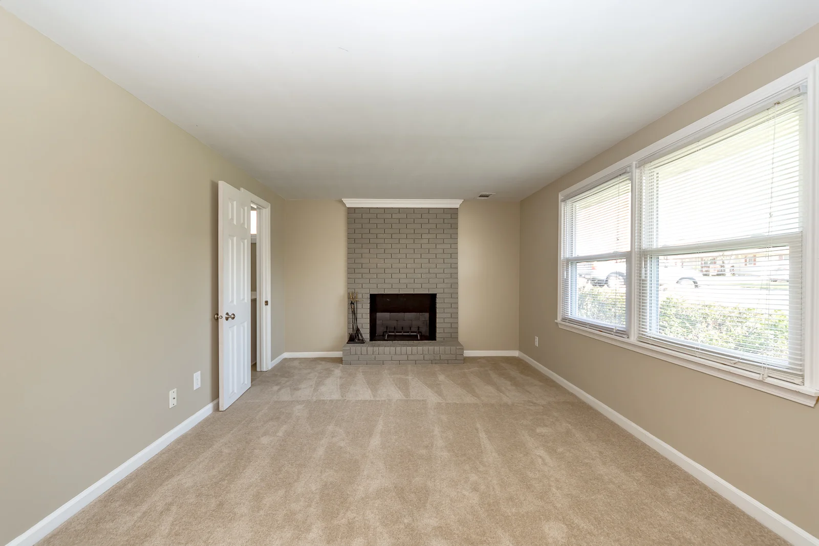 13240 Herrick Ave - Web-107.jpg