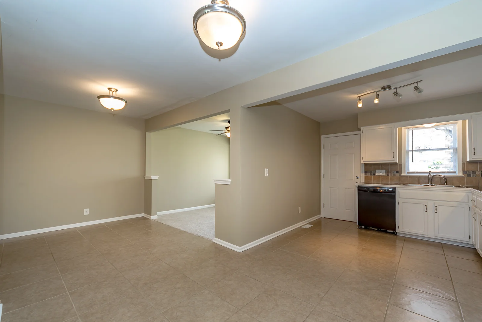 13240 Herrick Ave - Web-111.jpg