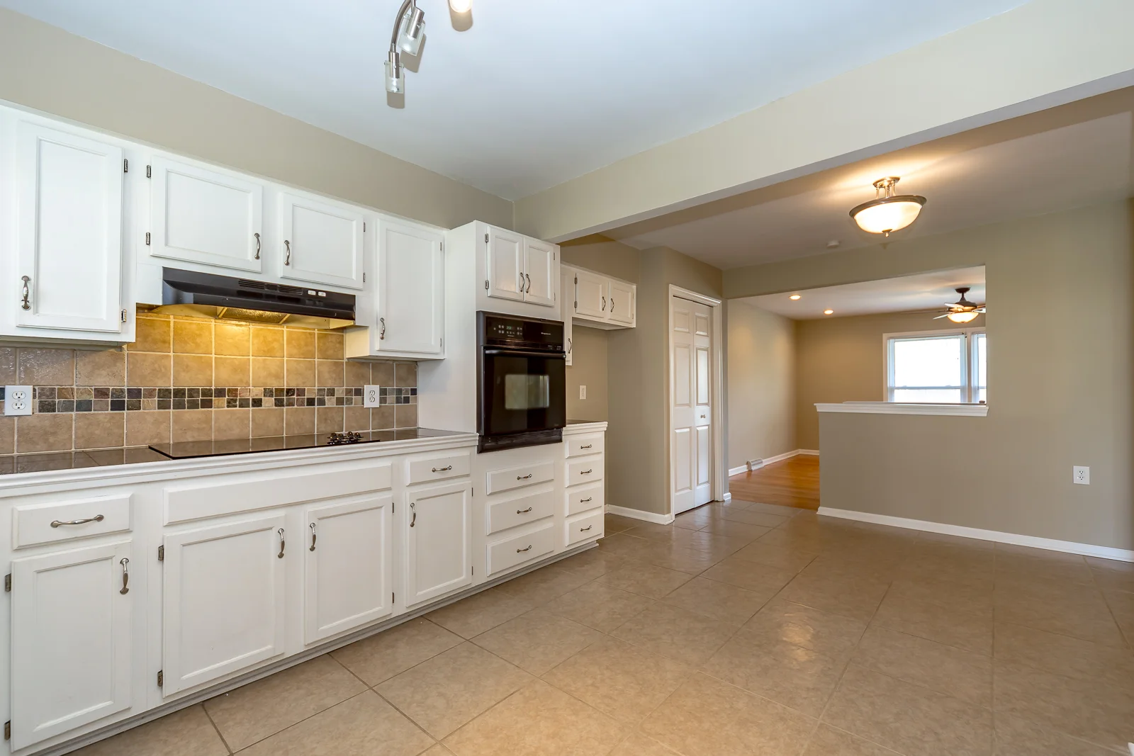 13240 Herrick Ave - Web-113.jpg