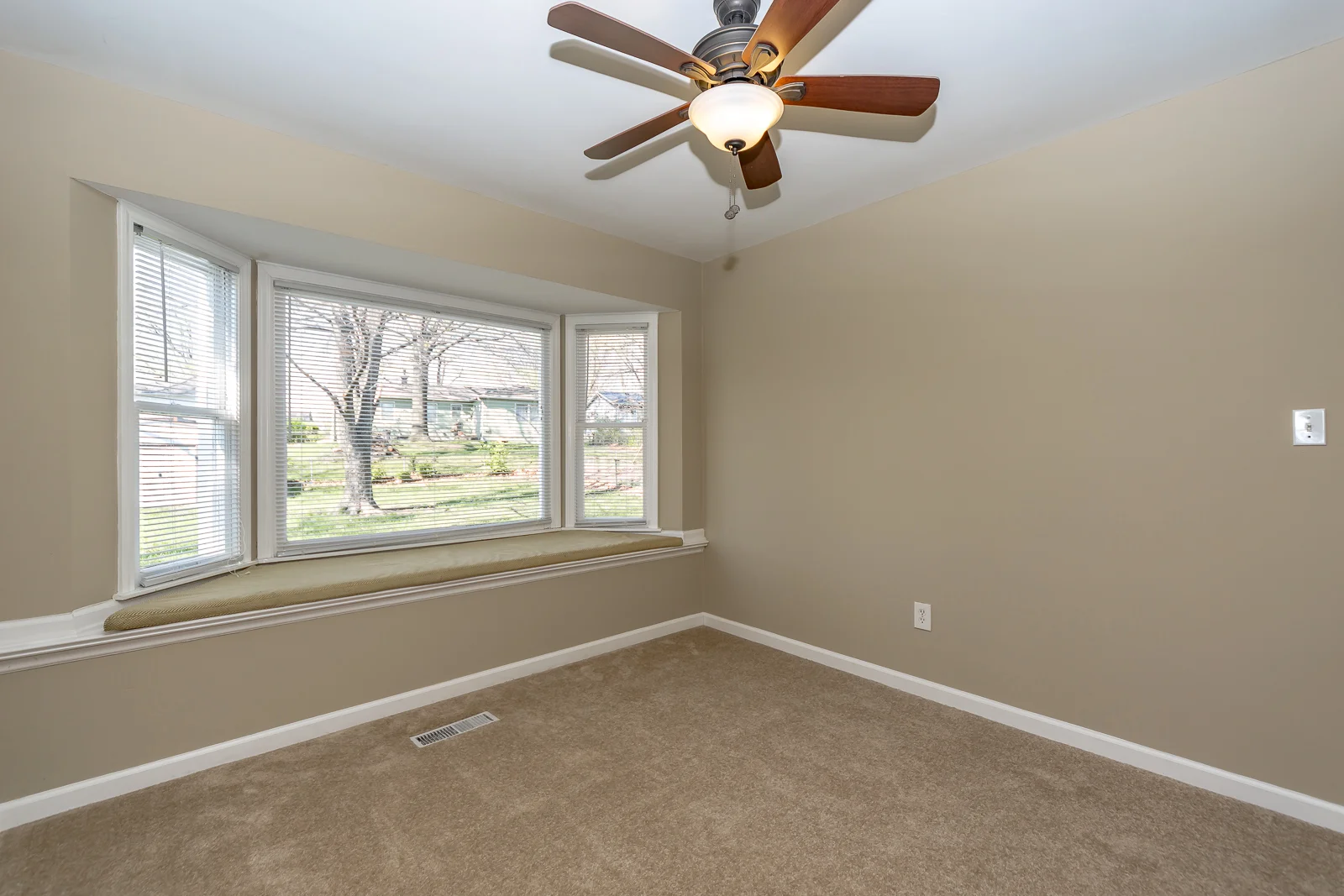 13240 Herrick Ave - Web-115.jpg