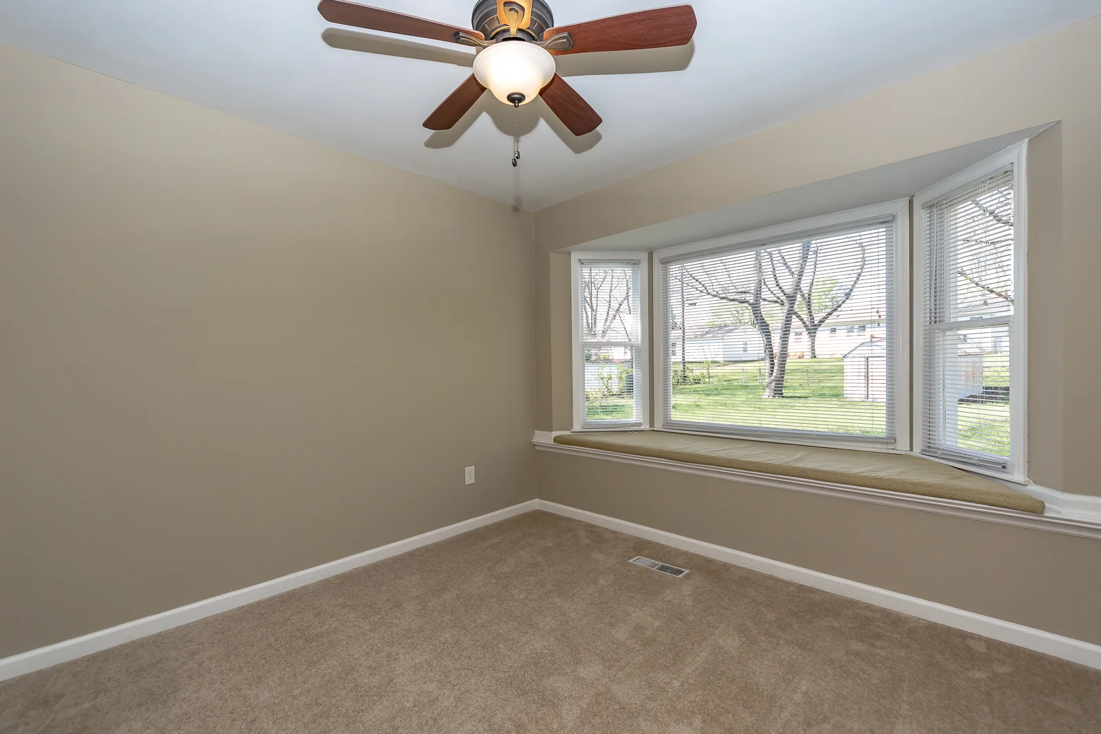 13240 Herrick Ave - Web-116.jpg