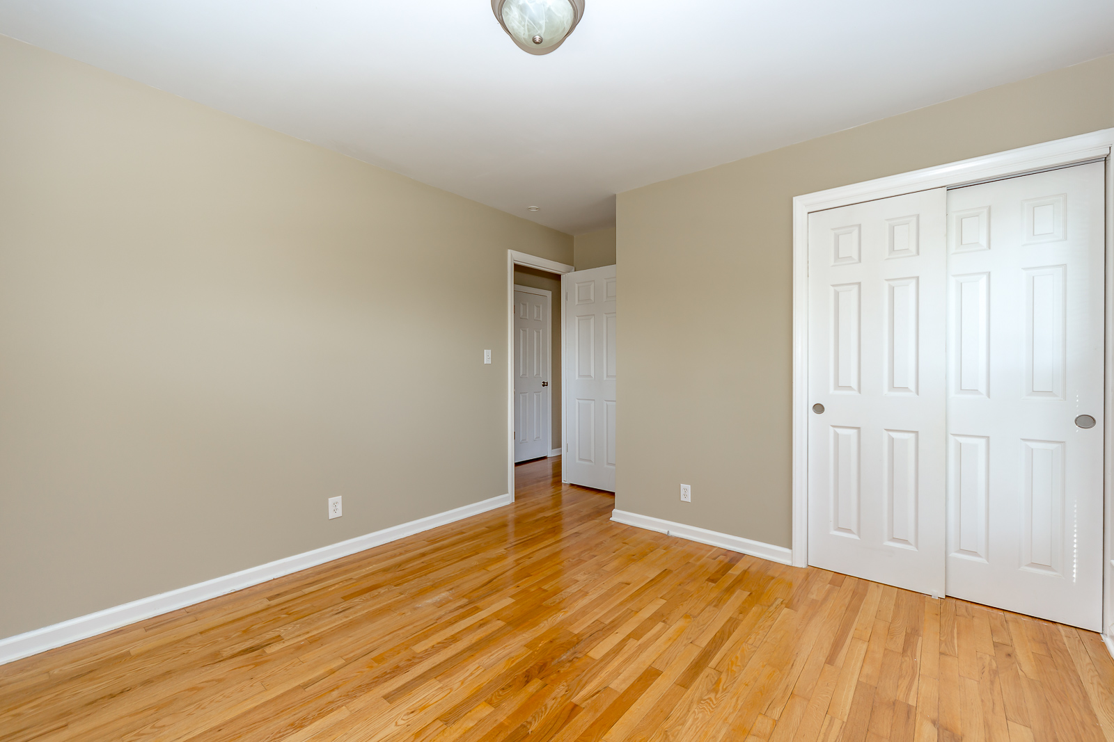 13240 Herrick Ave - Web-123.jpg