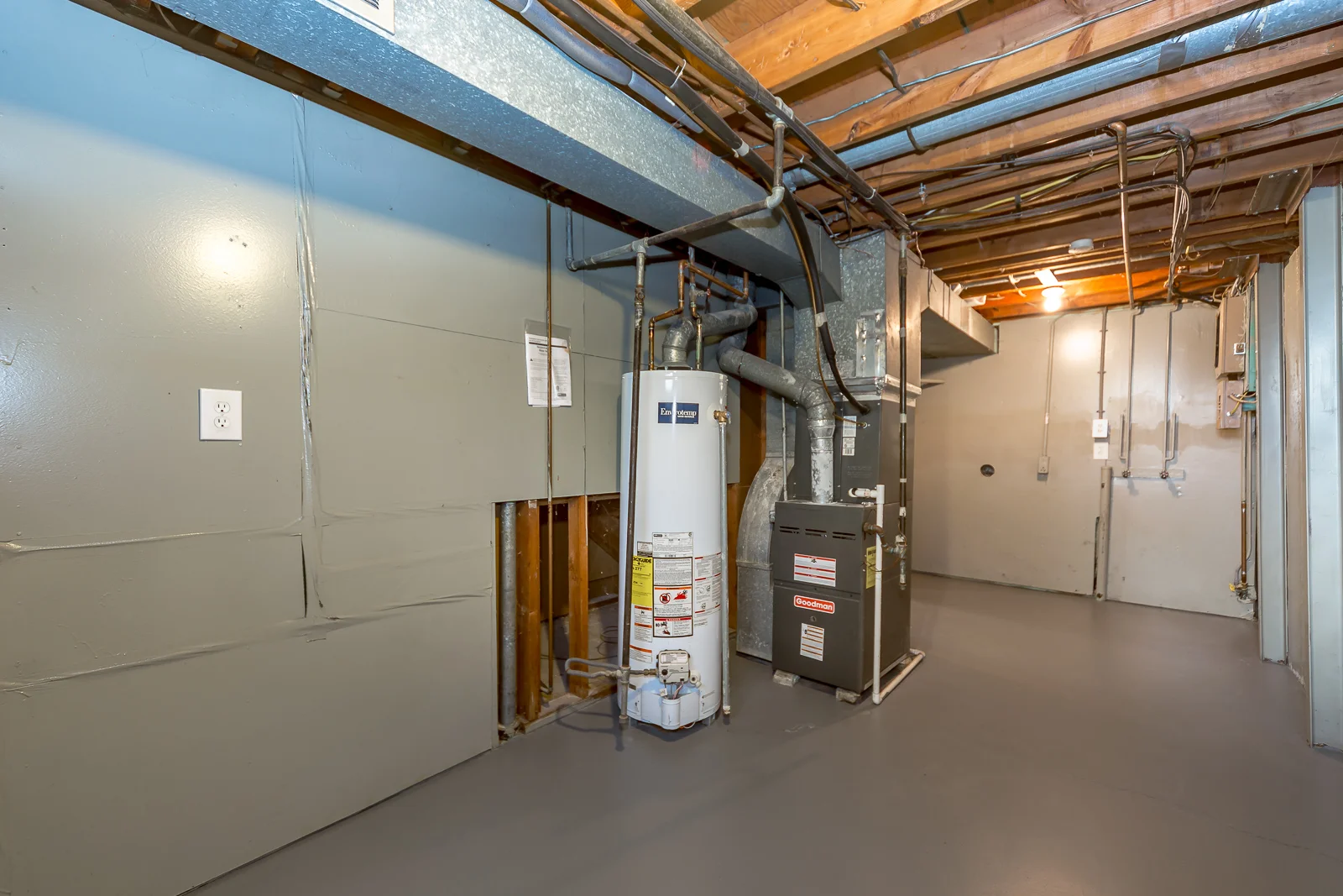 13240 Herrick Ave - Web-127.jpg