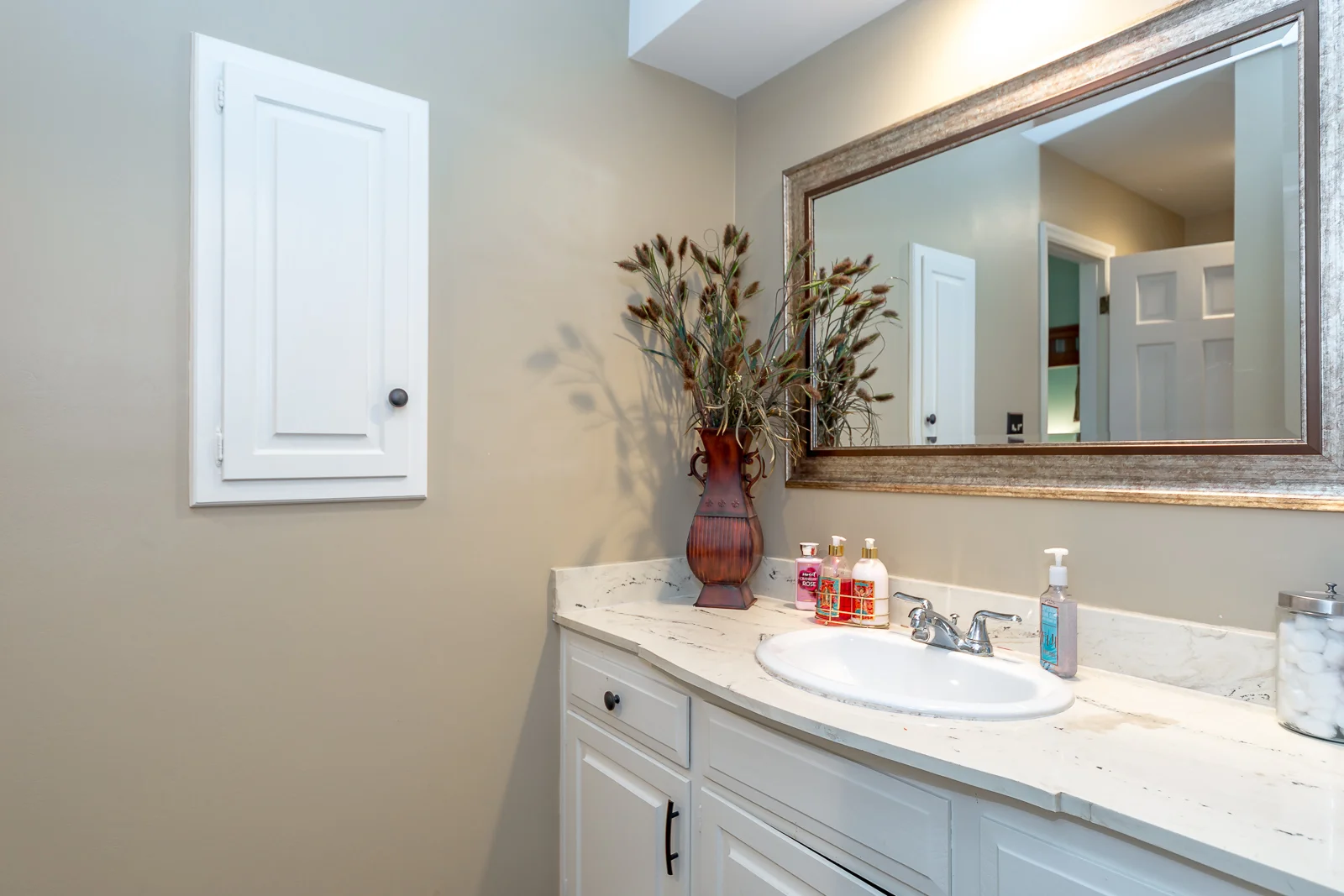 5712 Metcalf Ave - Web-119.jpg