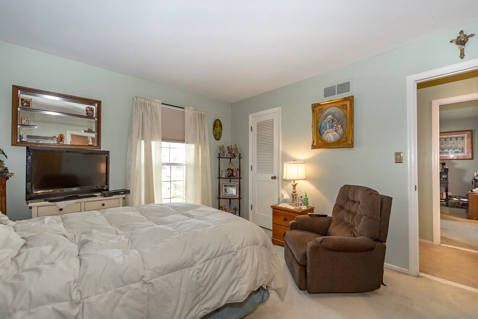 5712 Metcalf Ave - Web-124.jpg