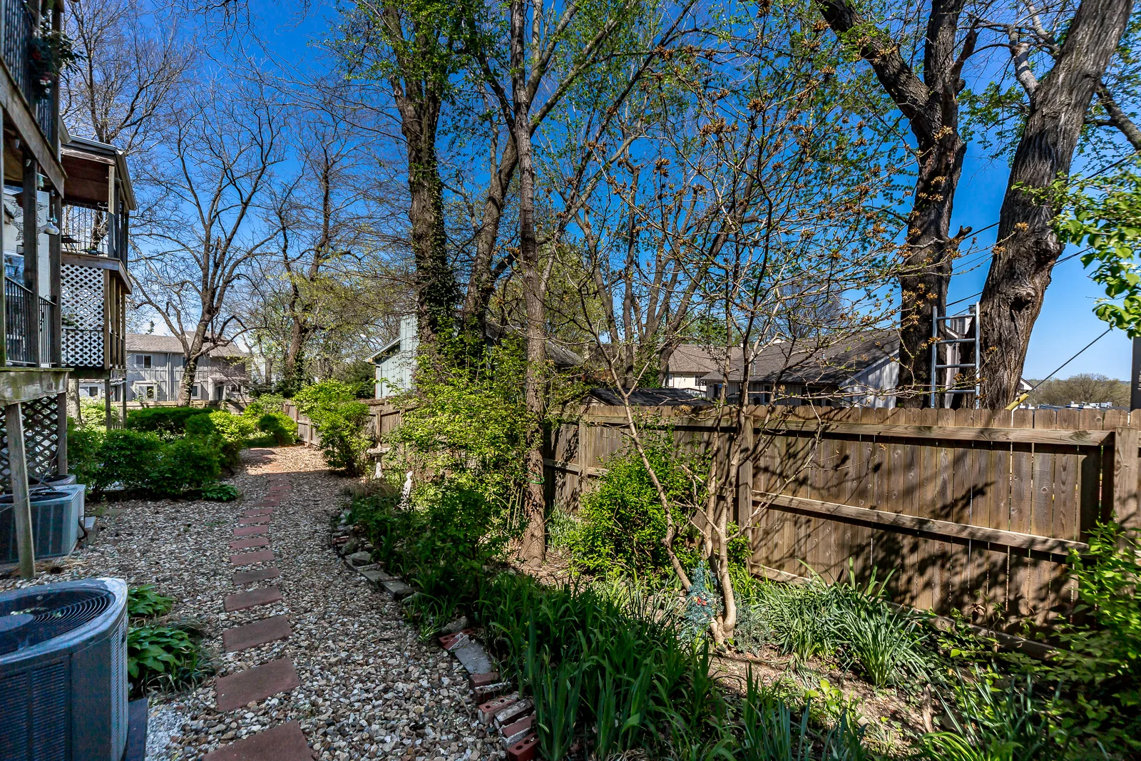 5712 Metcalf Ave - Web-131.jpg