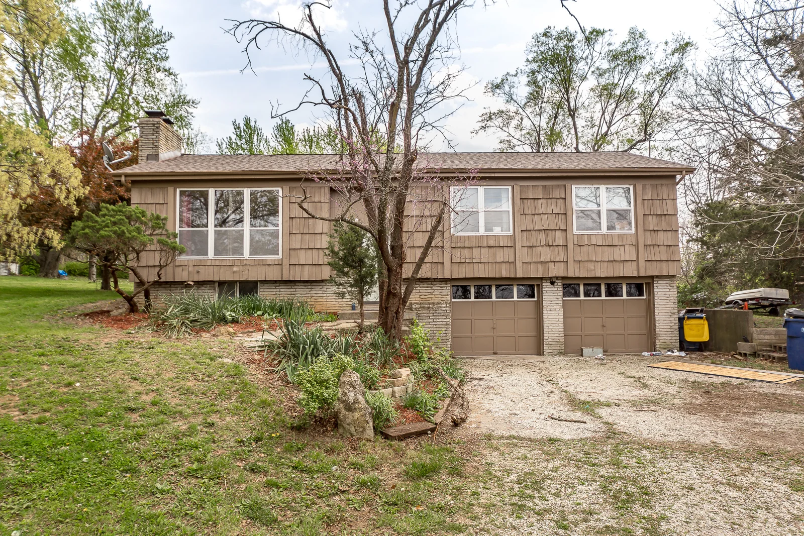 28365 W 83rd St - Web-101.jpg