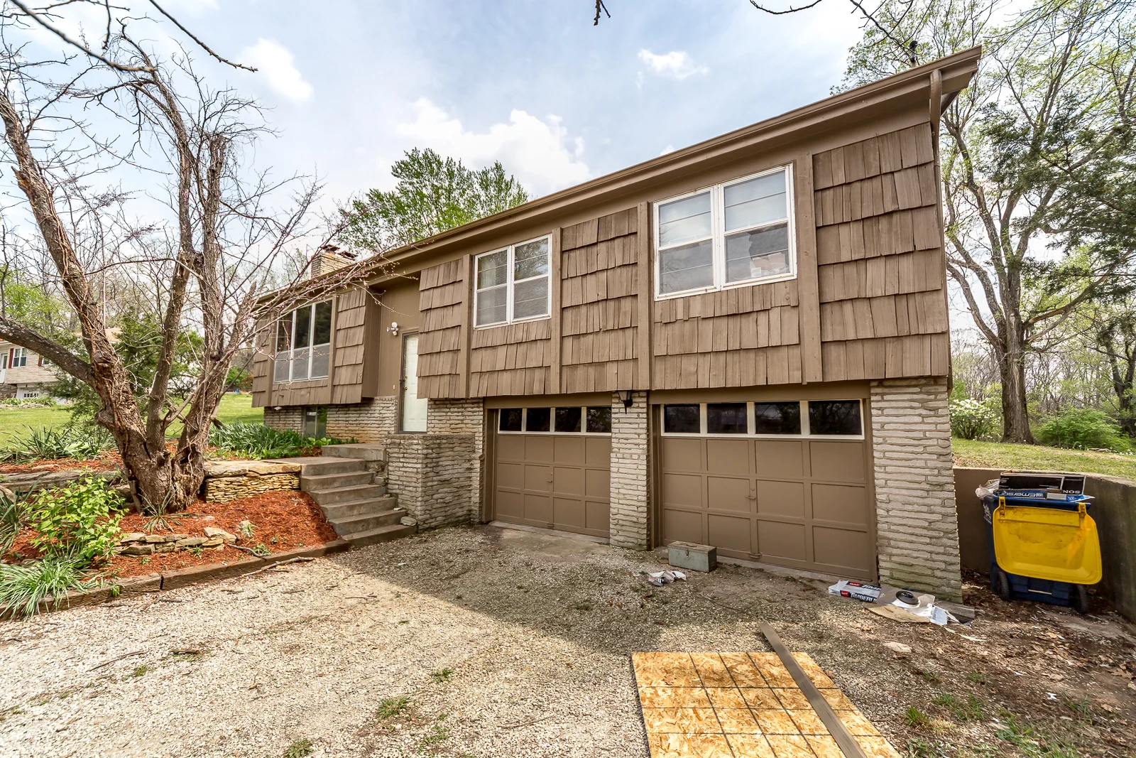 28365 W 83rd St - Web-103.jpg