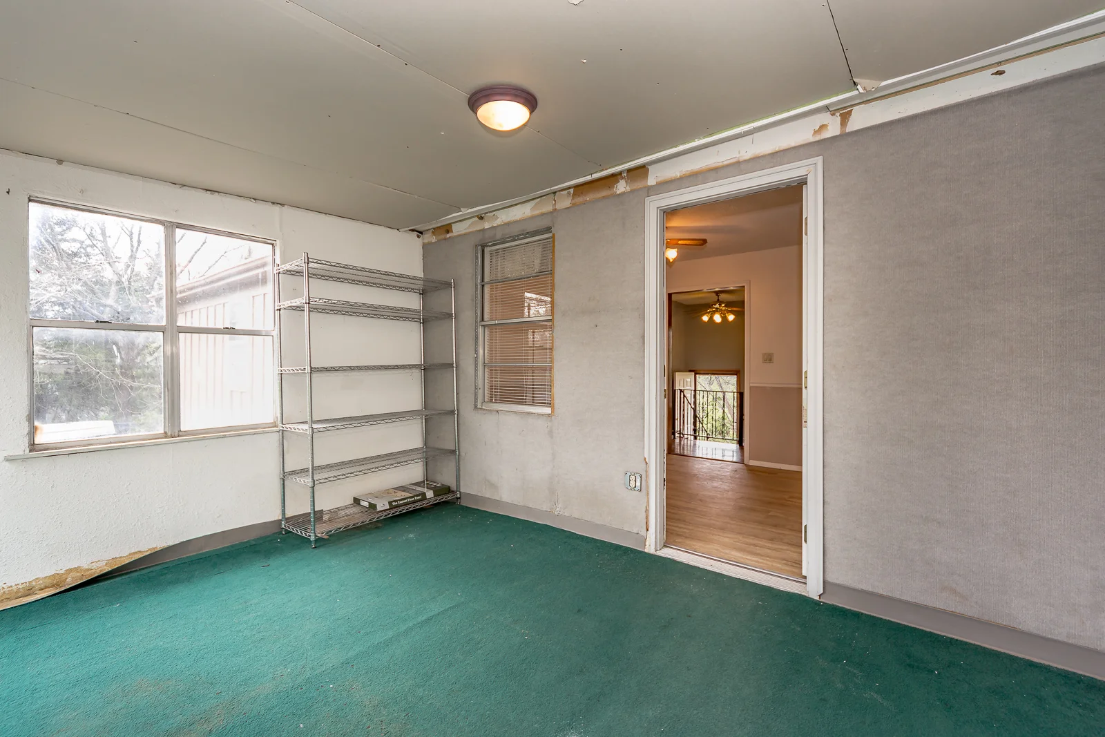28365 W 83rd St - Web-119.jpg