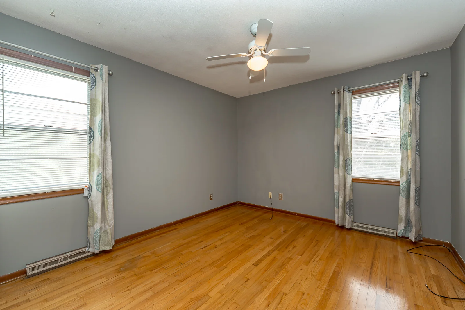 28365 W 83rd St - Web-126.jpg