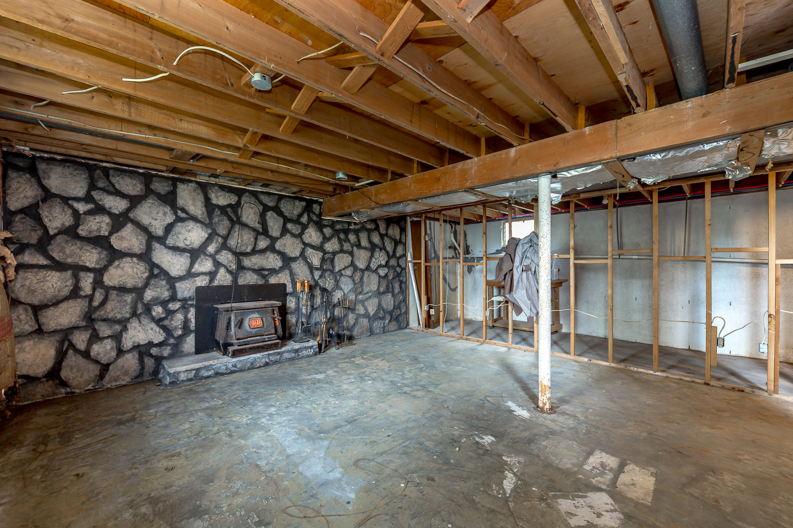 28365 W 83rd St - Web-132.jpg
