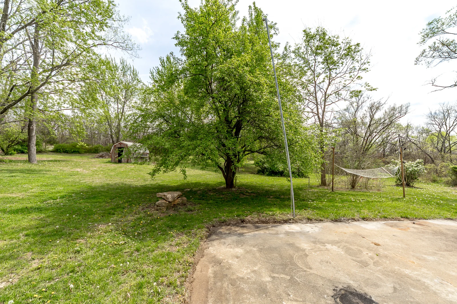 28365 W 83rd St - Web-137.jpg