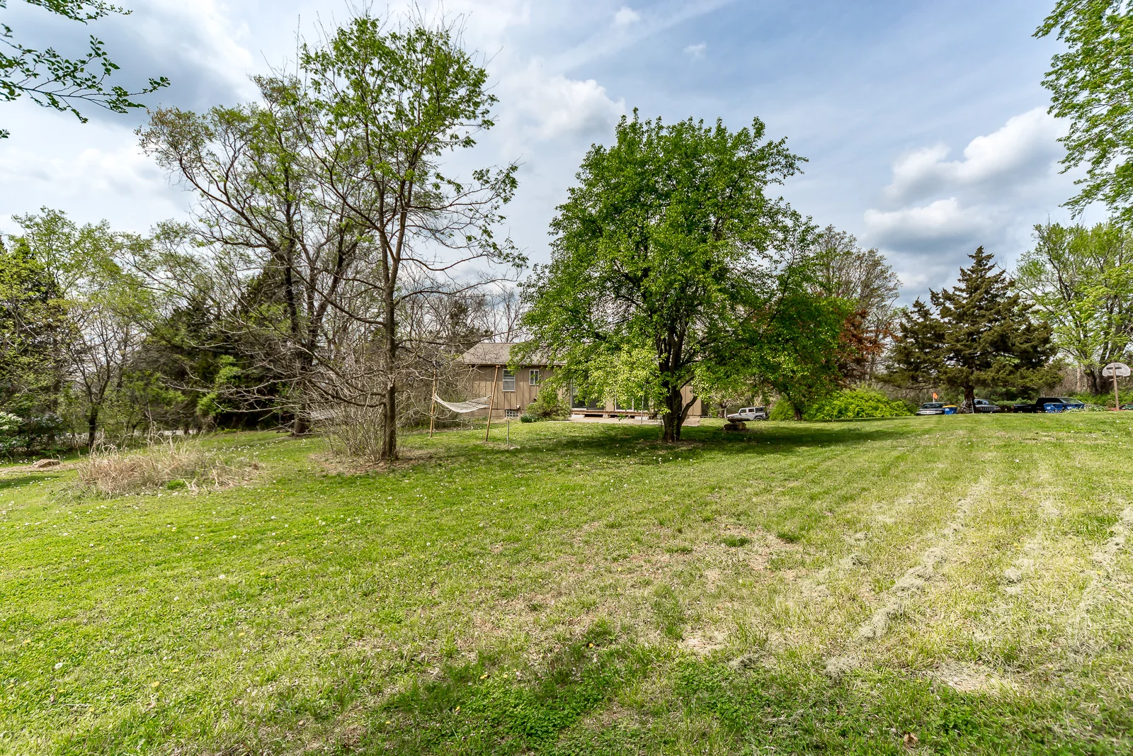28365 W 83rd St - Web-142.jpg