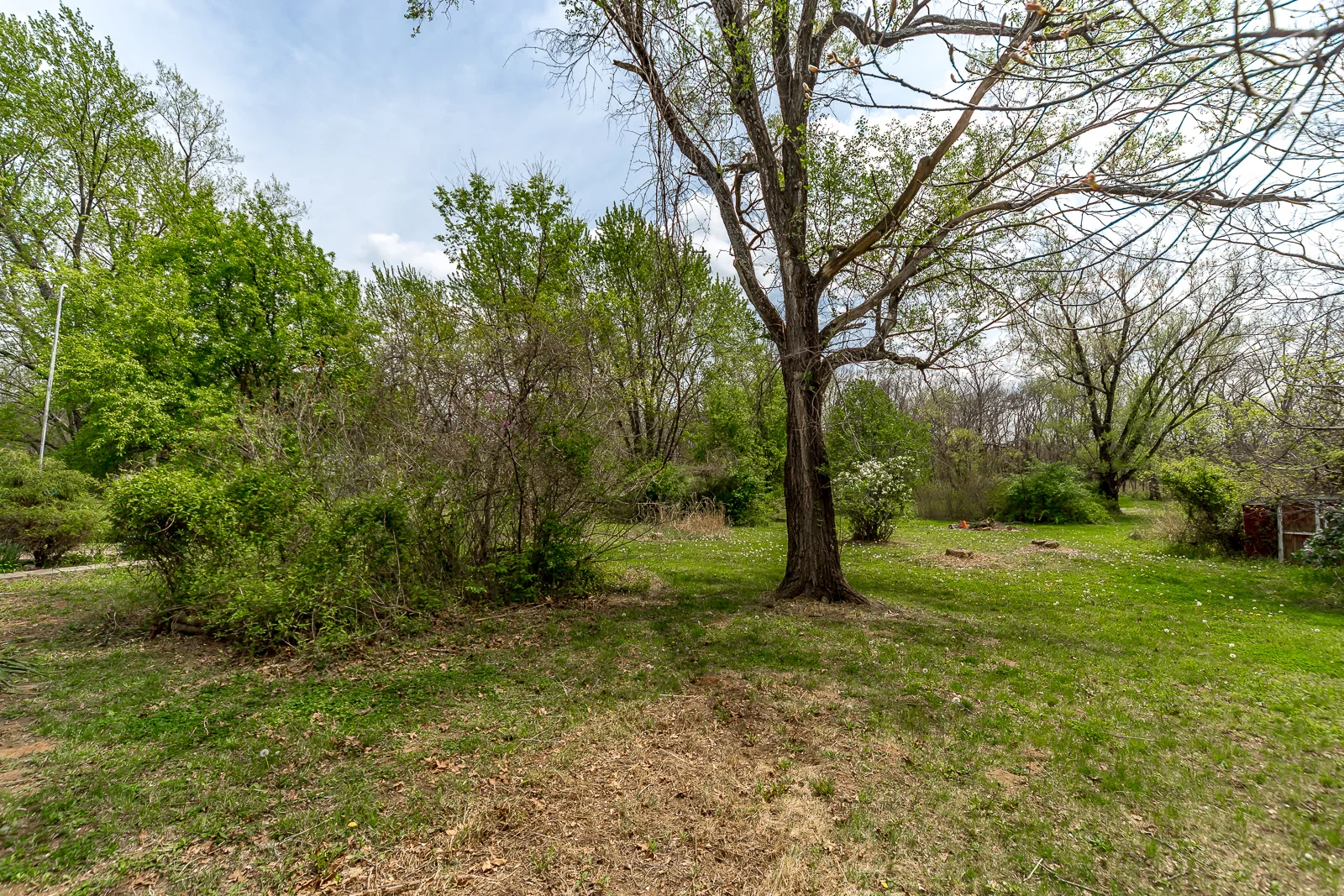 28365 W 83rd St - Web-145.jpg
